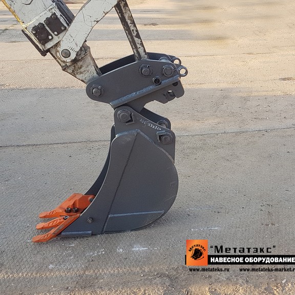 Ковш универсальный DB_BL-0,22-800 для экскаватора-погрузчика (BULL 4SX-PLUS)